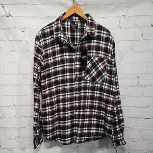 Boohoo Man Red Black And White Plaid Flannel Men Size XL NWT